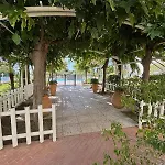 Dream Vacation - Sea View, Pool, Park, 2 Min Walk To Beach, Parking Antibes