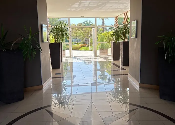 Dream Vacation - Sea View, Pool, Park, 2 Min Walk To Beach, Parking Apartamento