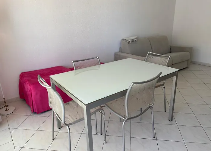 Dream Vacation - Sea View, Pool, Park, 2 Min Walk To Beach, Parking Apartamento